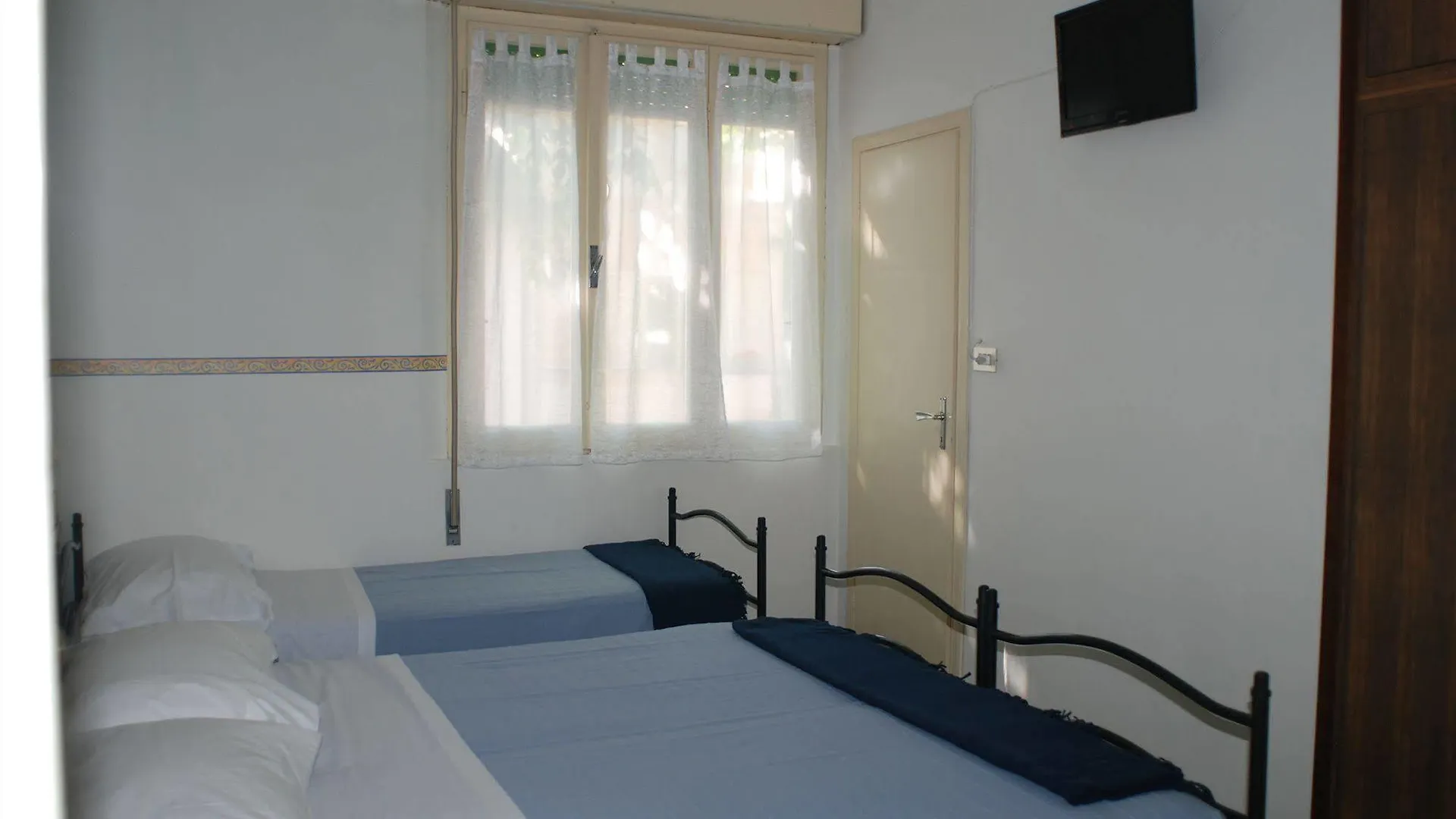 Hotel Zaghini Rimini 0*,  Italy